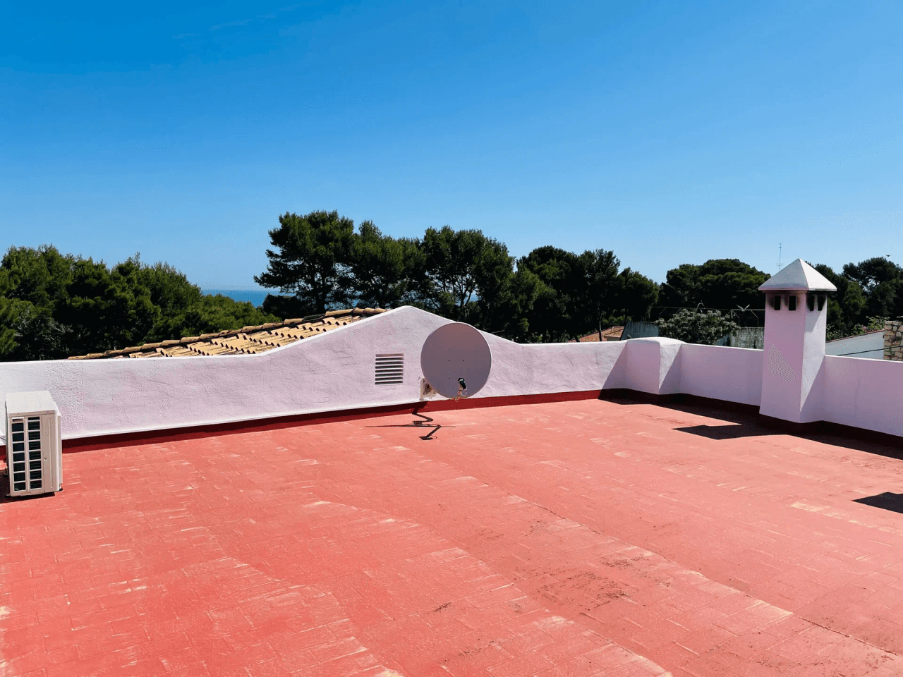 Denia. Las Rotas. Amplio Chalet en venta