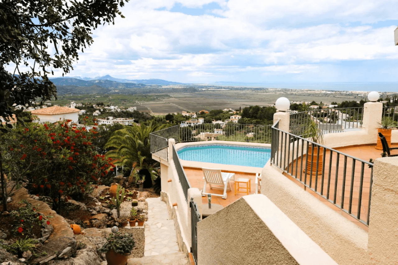 Villa "Pura Vida" en Montepego – Rafol d’Almúnia: tranquilidad, vistas y mucho espacio en plena naturaleza
