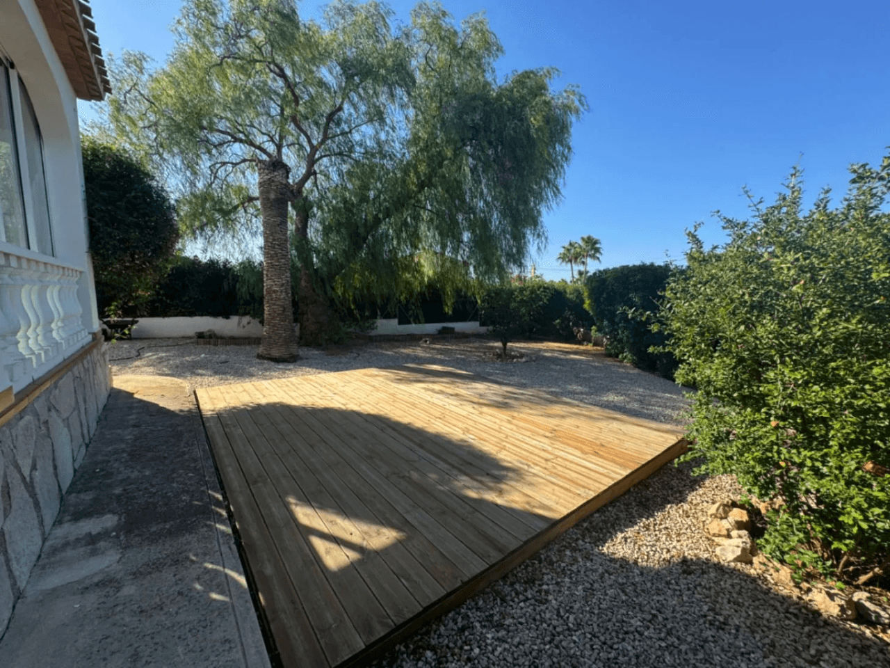 Chalet en venta en Denia, El Montgó: 3 dormitorios + altillo y piscina.