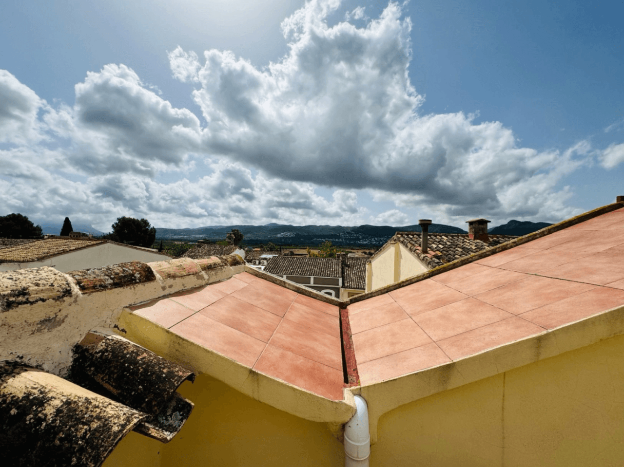 Casa rural en Tormos en buen estado
