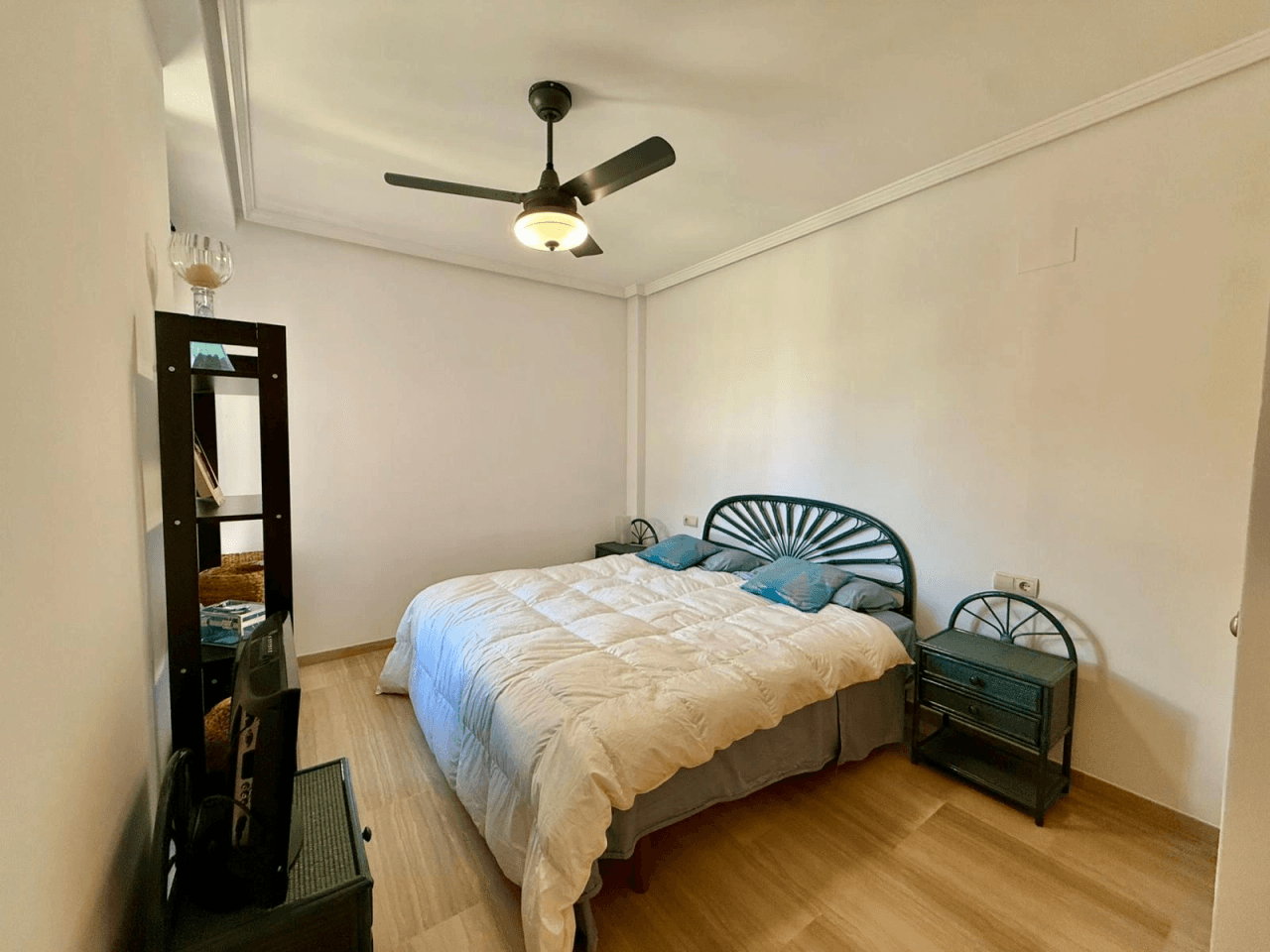 Apartamento de tres dormitorios en Denia, zona Miguel Hernandez