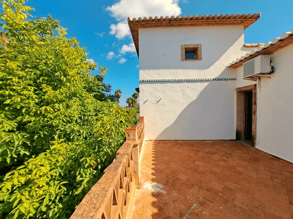 Villa familiar con piscina en venta en Orba