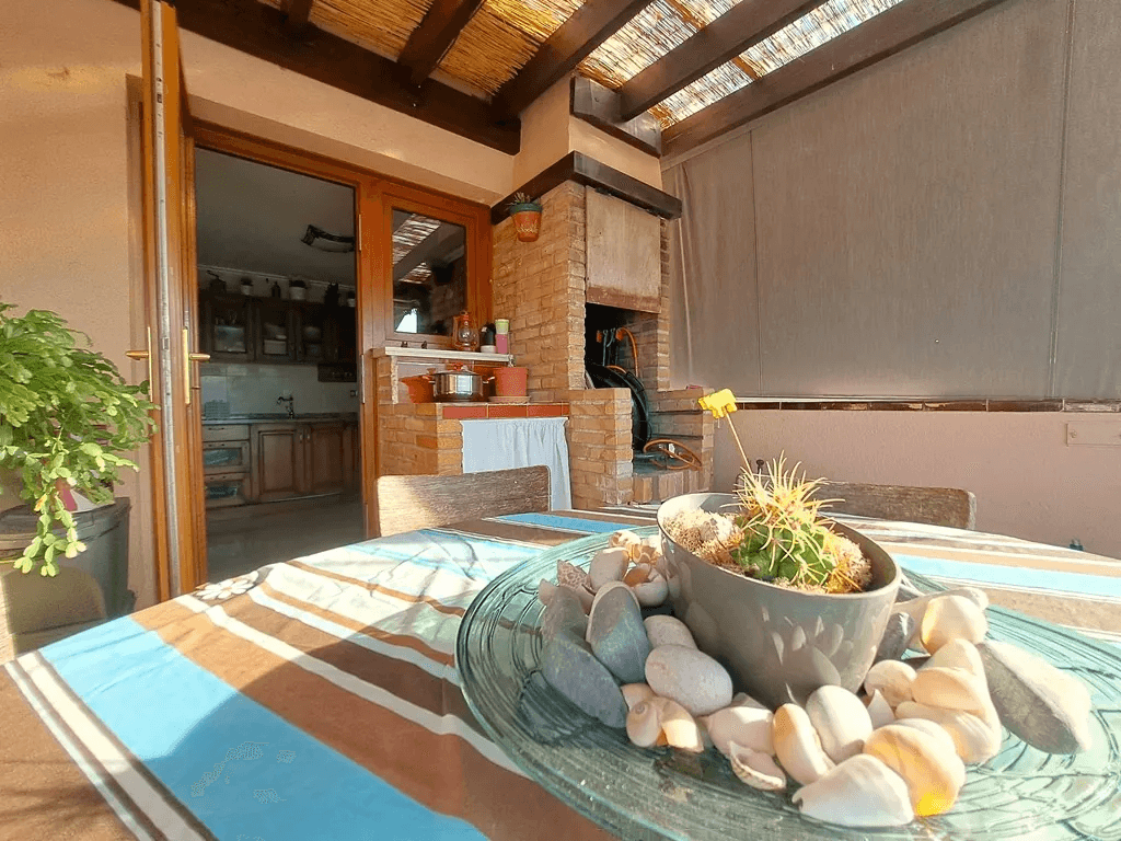 Ático con gran terraza y piscina para comprar en Dénia playa