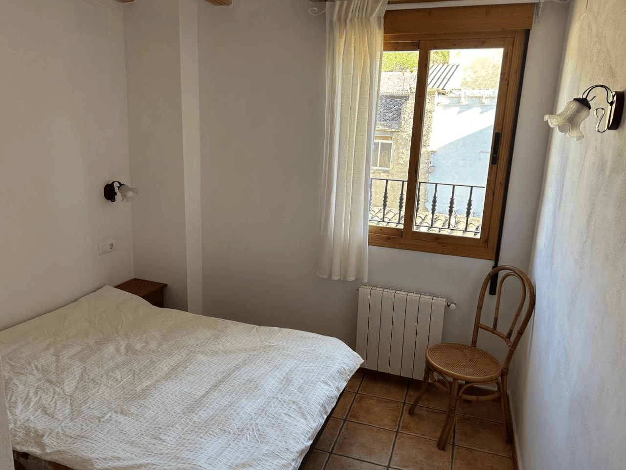 Chalet en venta con 9 dormitorios en La Carroja, Alicante