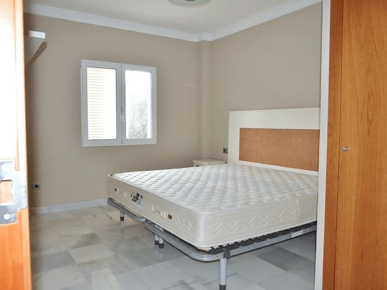 Apartamento en Denia, Primera línea de playa, 3 habitaciones, 2 baños, alquiler
