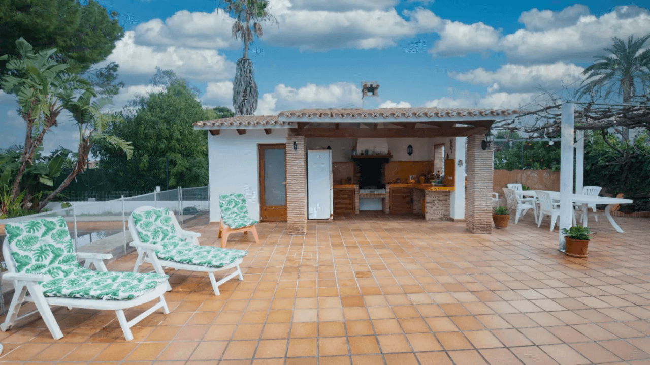 CHALET EN VENTA EN DENIA