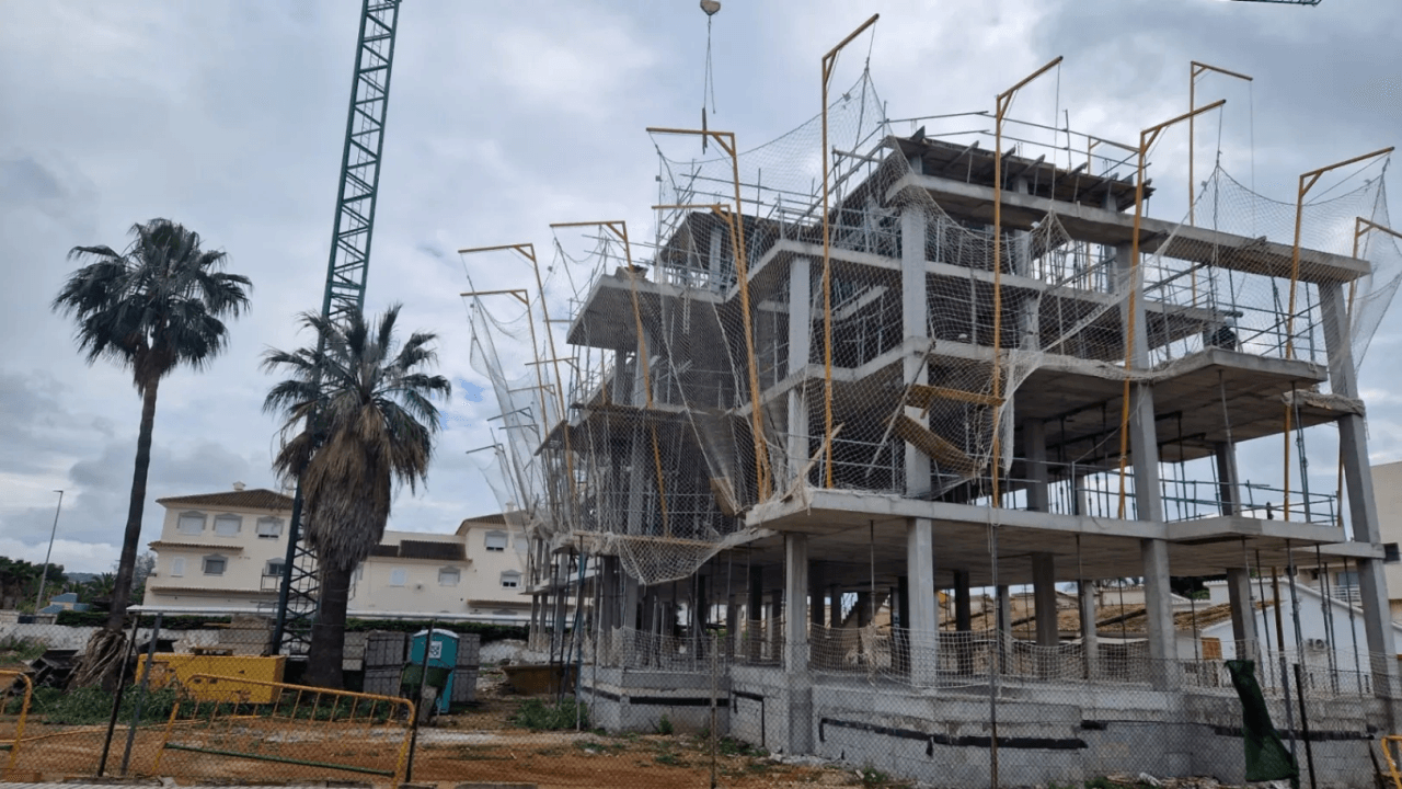 Obra Nueva en Denia apartamentos a solo 100 metros de la playa de 3 dormitorios y dos baños