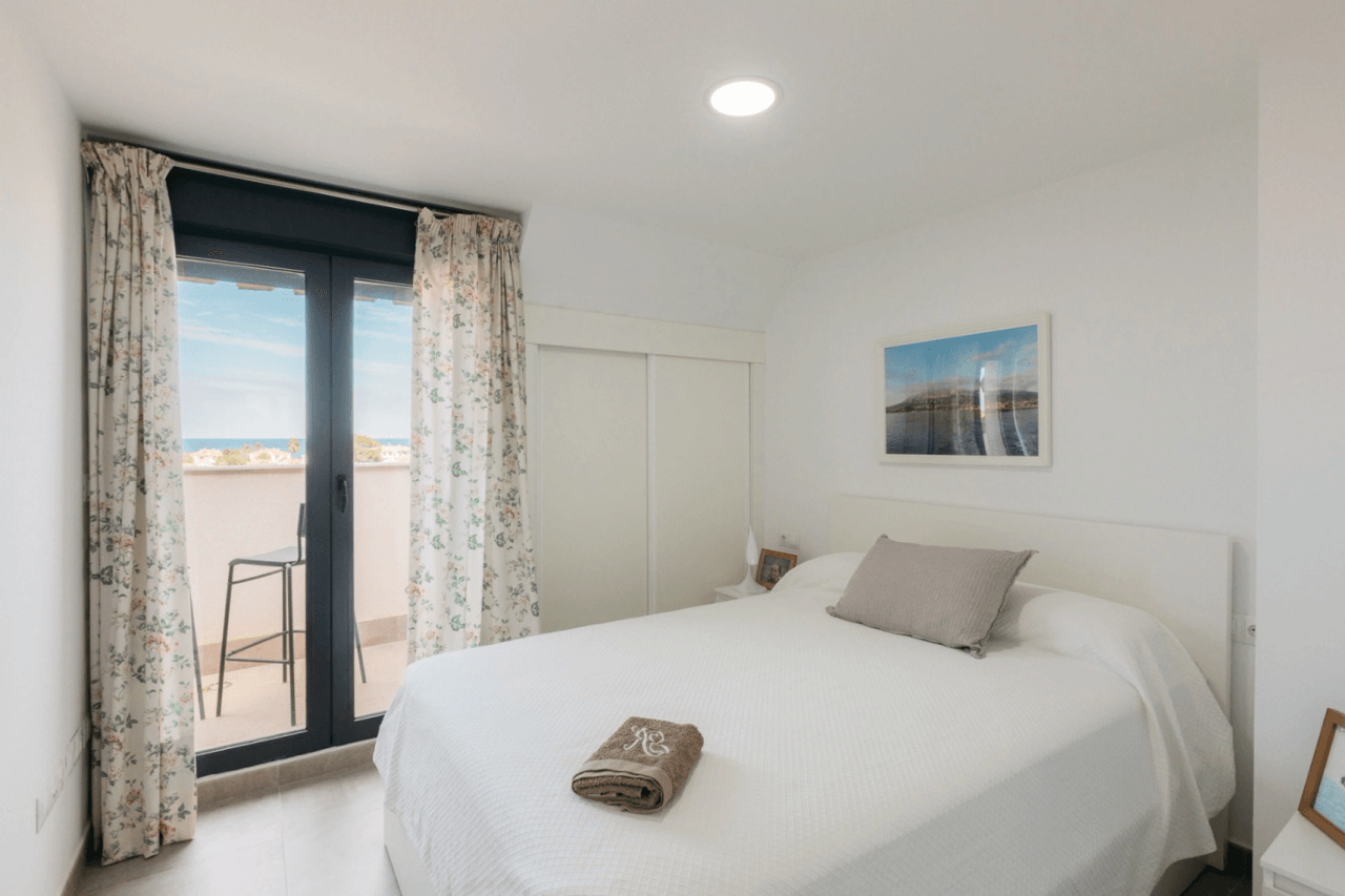Ático en venta en Denia con  vistas al mar