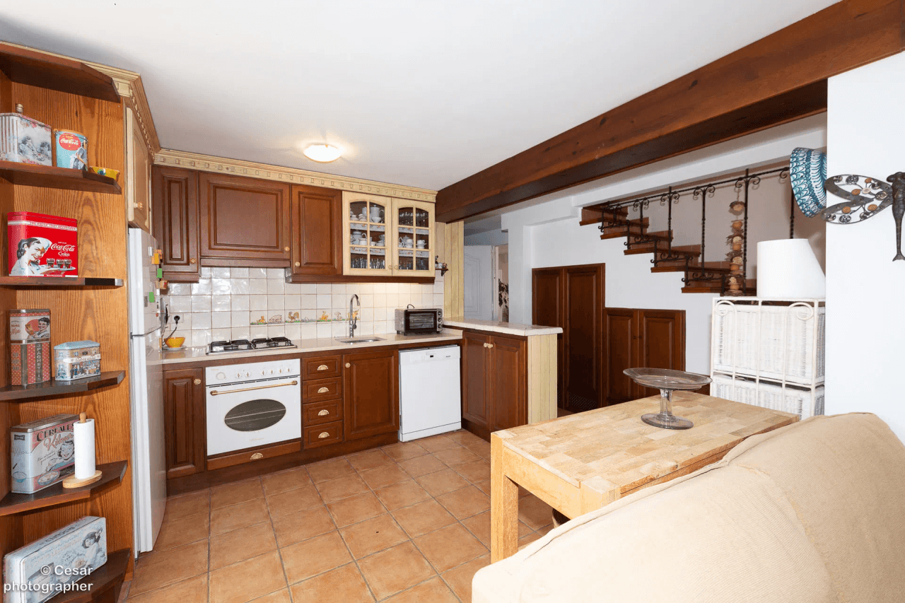 Chalet en venta en Primera Línea Marinas, Denia: 6 habitaciones, piscina privada.