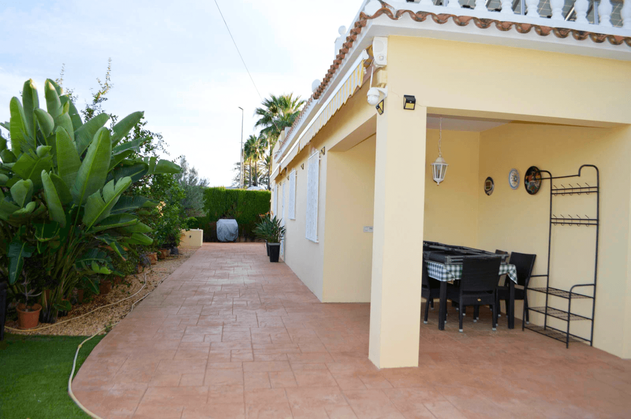 Villa de 4 dormitorios en Las Marinas, en la zona de Las Brisas