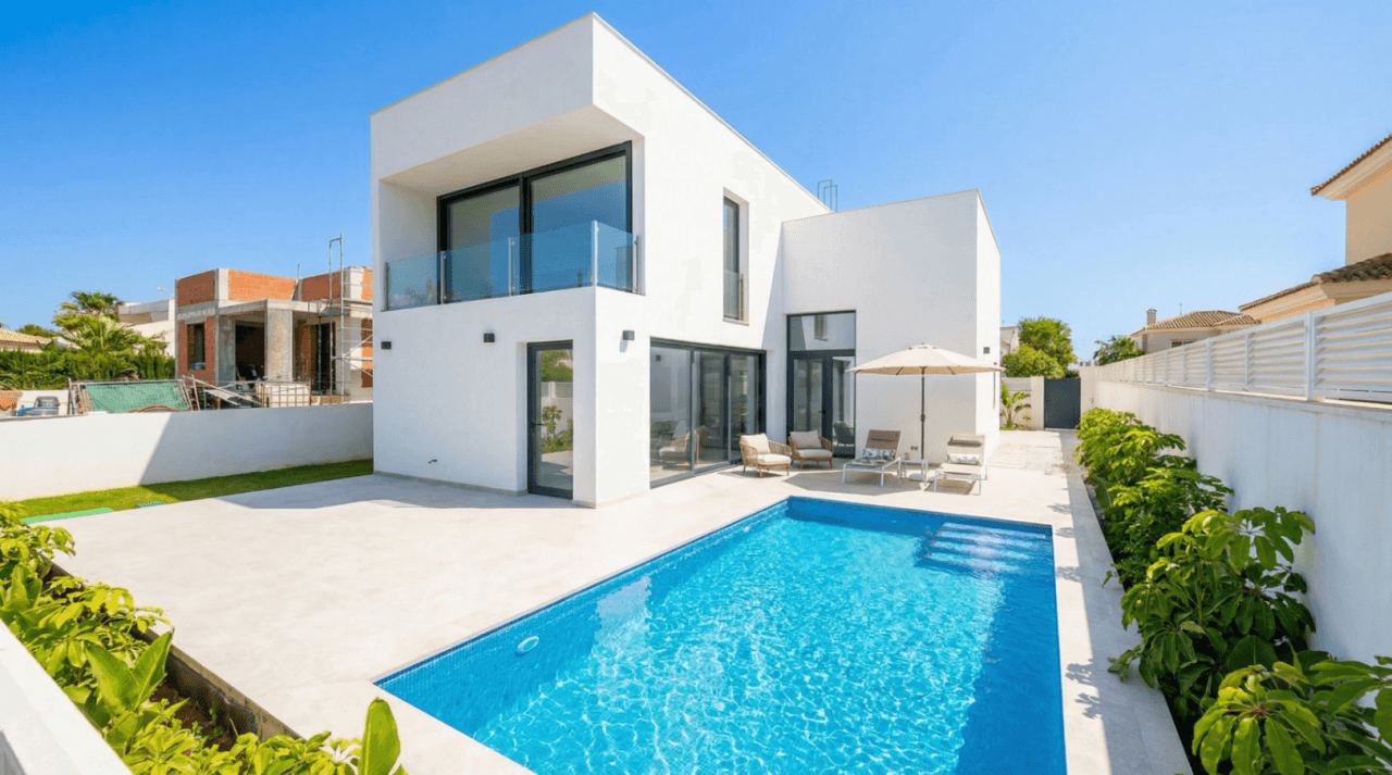 Moderna villa de nueva construcción en Vergel
