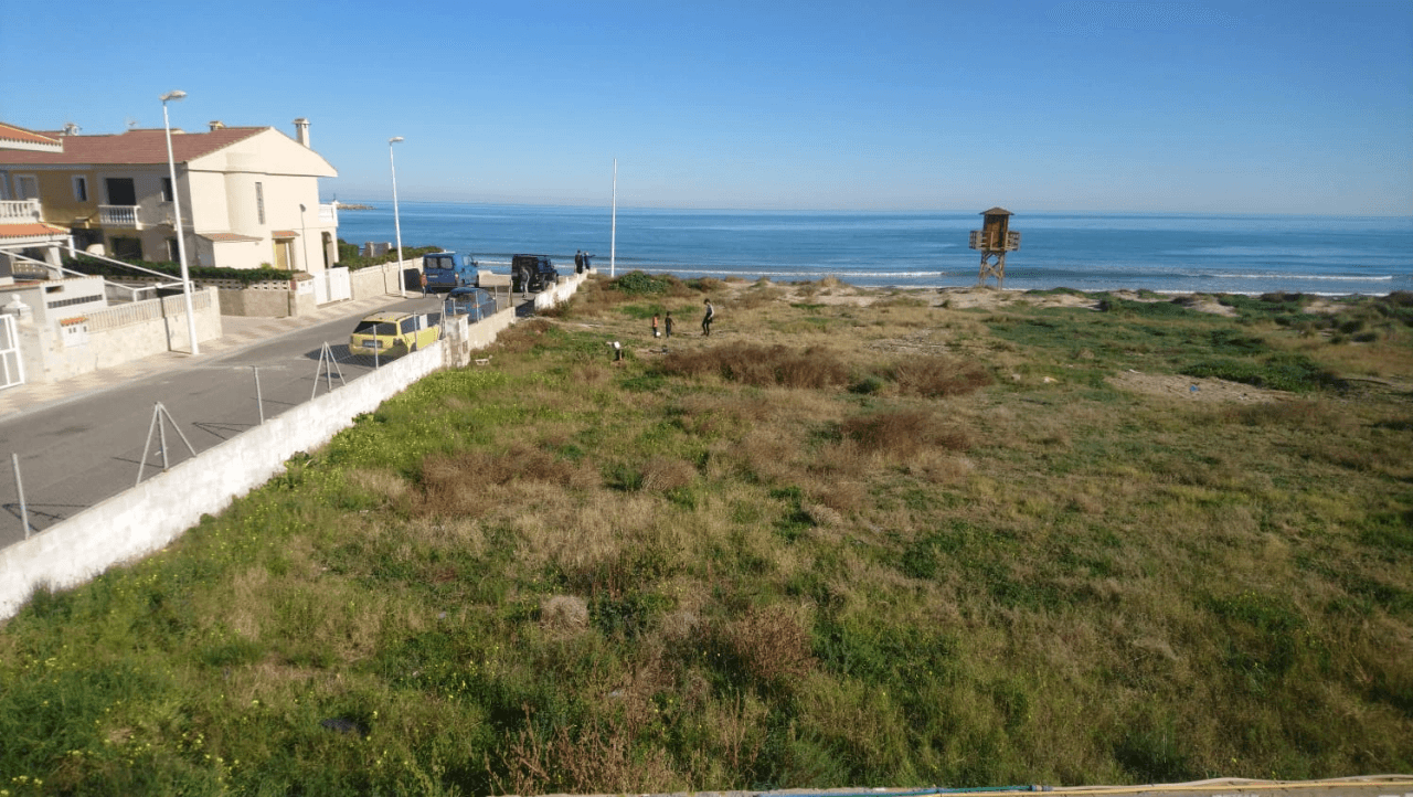 Parcela en primera línea de mar Cullera