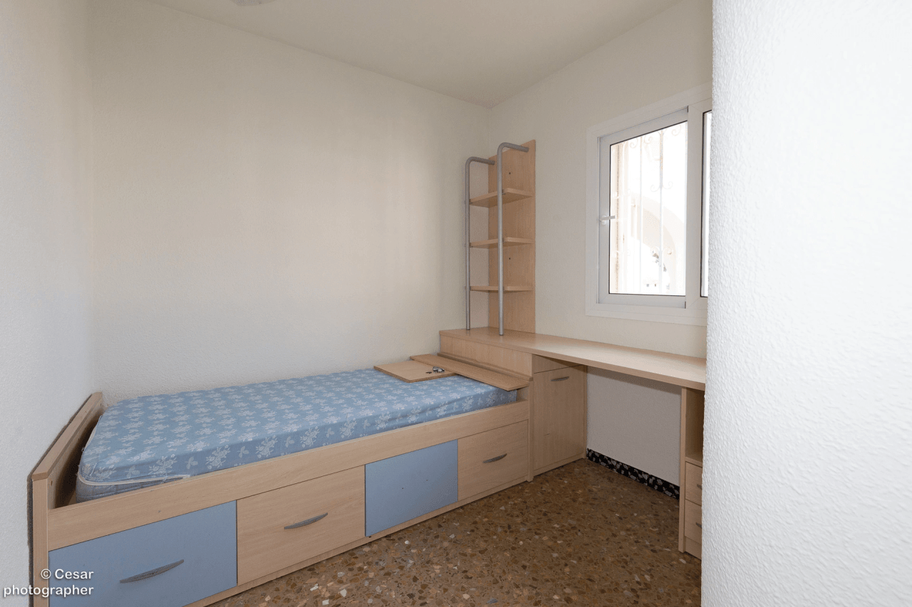 Chalet en venta en Primera Línea Marinas, Denia: 6 habitaciones, piscina privada.