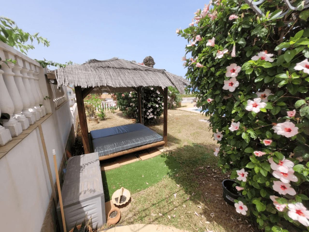 Chalet pareado en venta en Dénia con vistas panorámicas