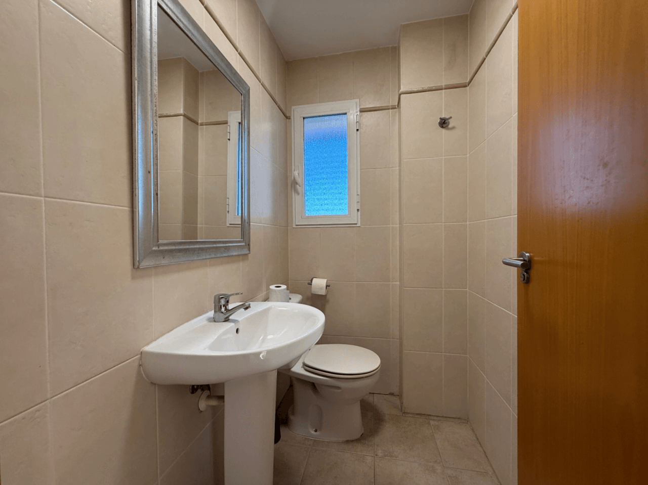 Bungalow entre Gandía y Oliva en venta con 3 habitaciones y jardín en estilo Mediterráneo