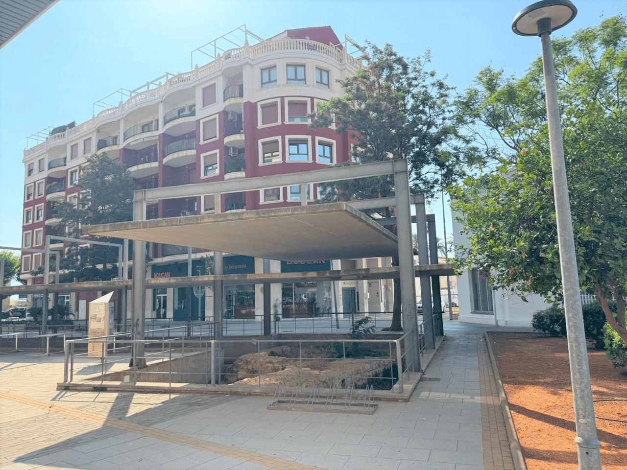 Ático dúplex con vistas al puerto en el corazón de Dénia