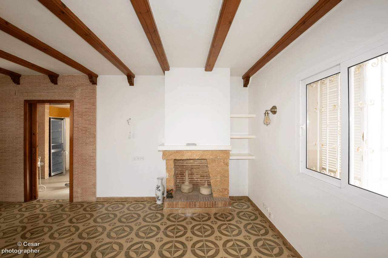 Chalet en venta en Primera Línea Marinas, Denia: 6 habitaciones, piscina privada.