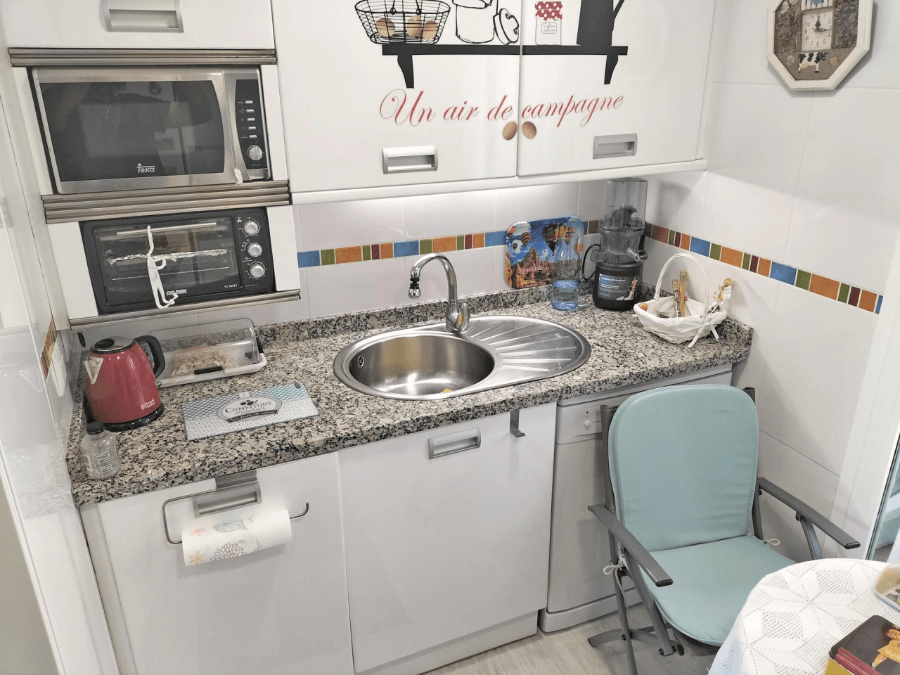Piso en Denia, Las Marinas: 2 dormitorios y piscina comunitaria