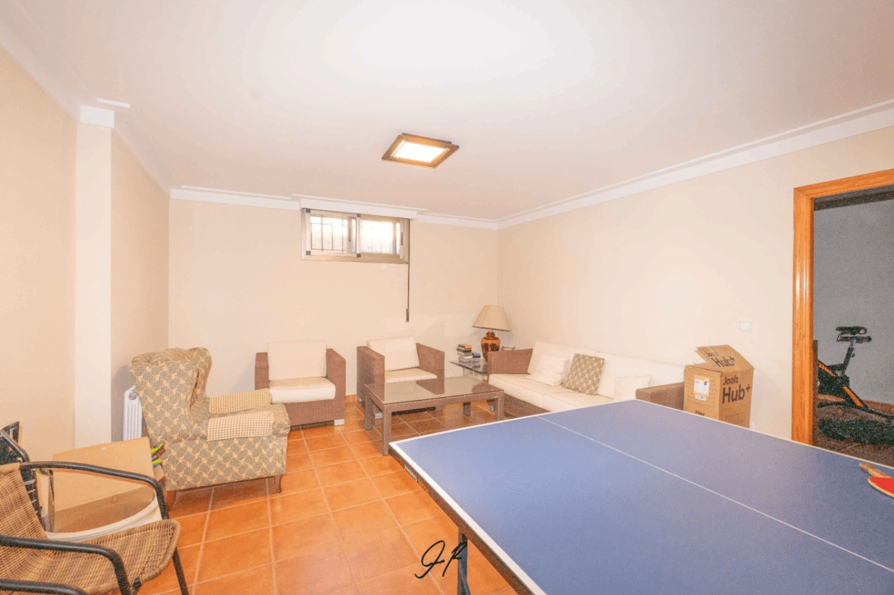 Chalet de lujo en excelente zona Residencial- Denia