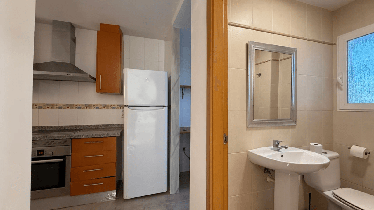 Bungalow entre Gandía y Oliva en venta con 3 habitaciones y jardín en estilo Mediterráneo