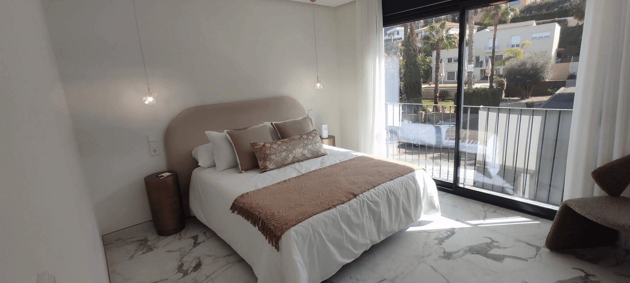 Chalet  moderno  de  nueva   construcción    listo  para entrar