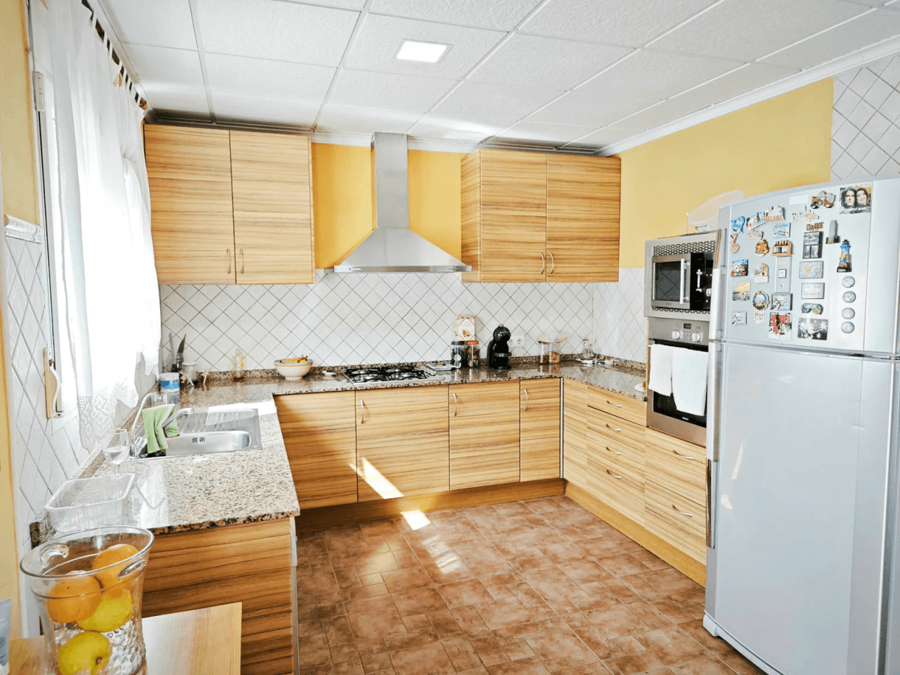 Villa de 270 m2 con piscina en venta en Pedreguer, zona residencial a un paso del centro