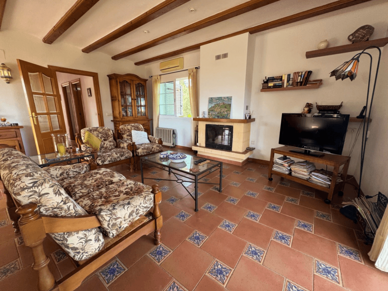 Chalet en venta en Denia, con preciosas vistas al mar y al montgó