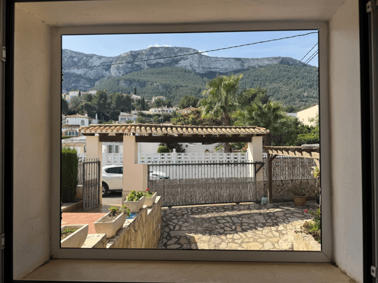 Chalet en venta en Denia, con preciosas vistas al mar y al montgó