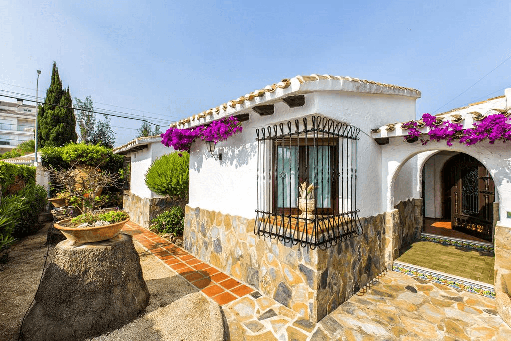 Villa independiente a 50 m de la playa, Dénia