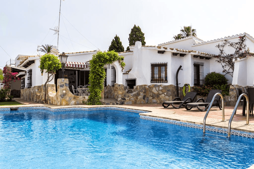 Villa independiente a 50 m de la playa, Dénia