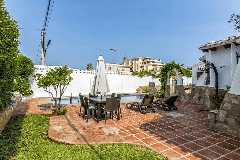 Villa independiente a 50 m de la playa, Dénia