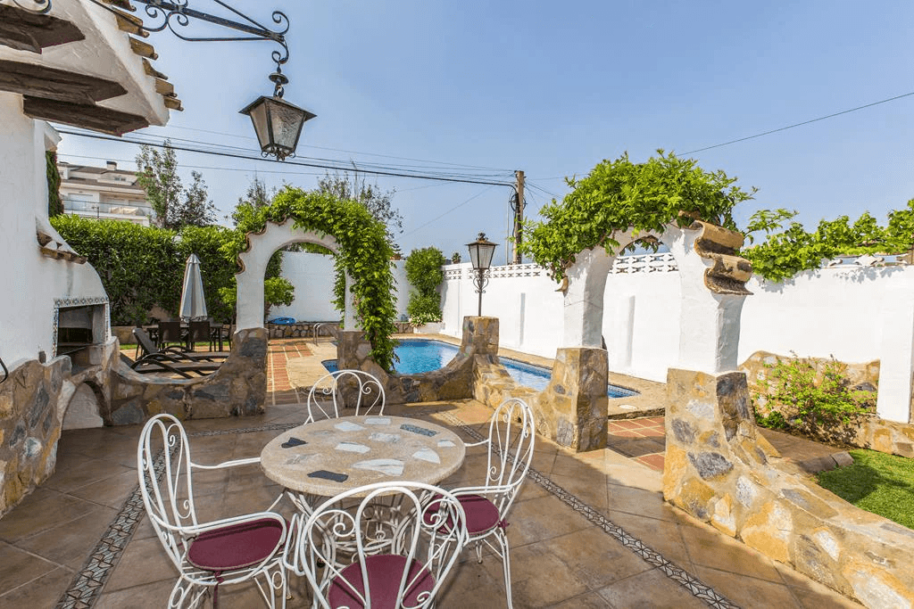 Villa independiente a 50 m de la playa, Dénia