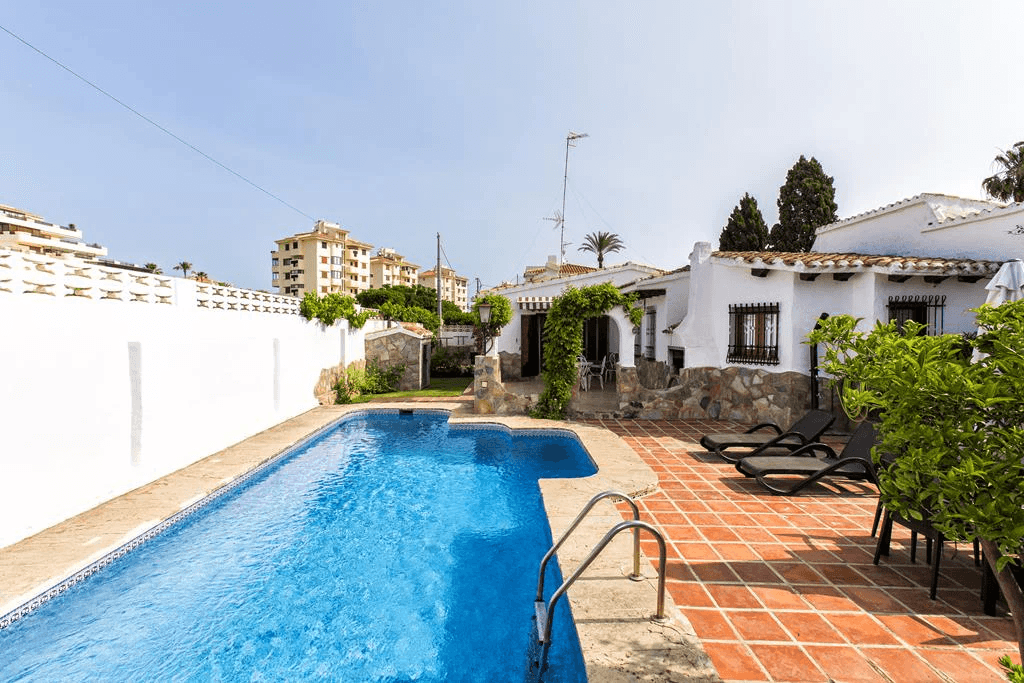 Villa independiente a 50 m de la playa, Dénia