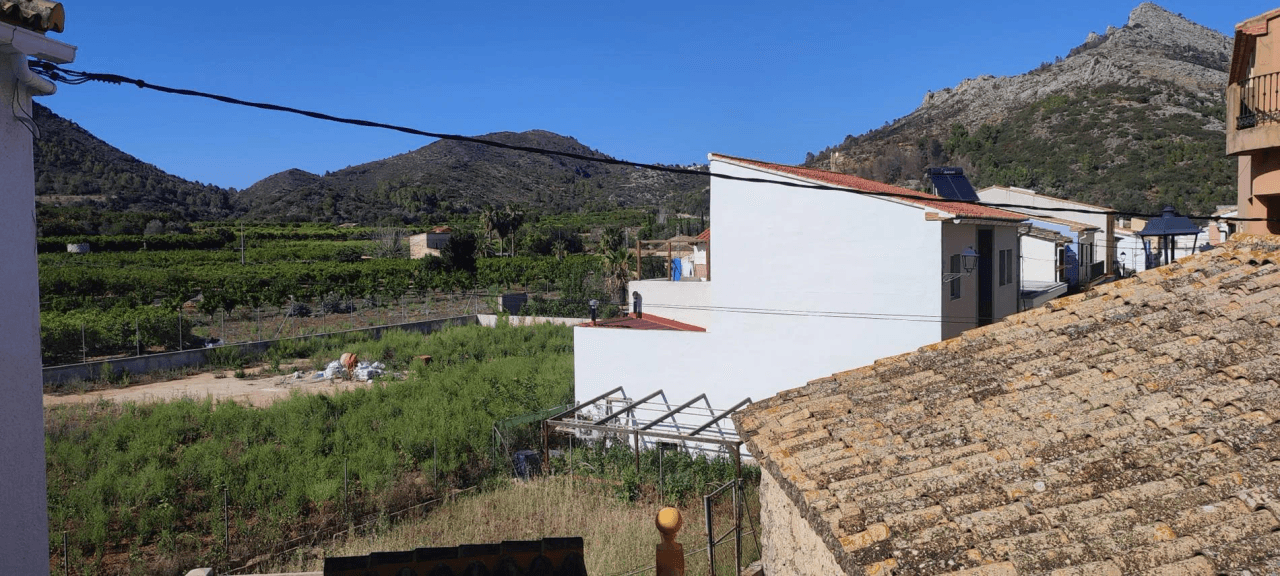 CASA DE PUEBLO EN RÁFOL DE LA ALMUNIA