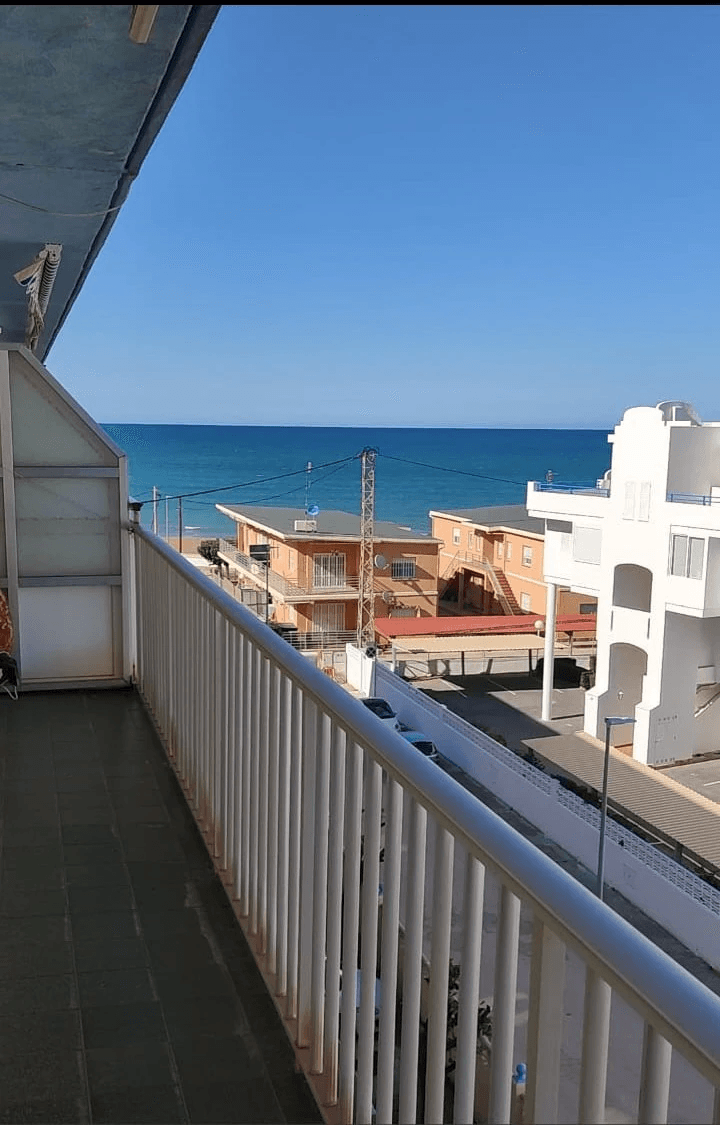 Apartamento en venta de 2 dormitorios en Las Marinas, Denia