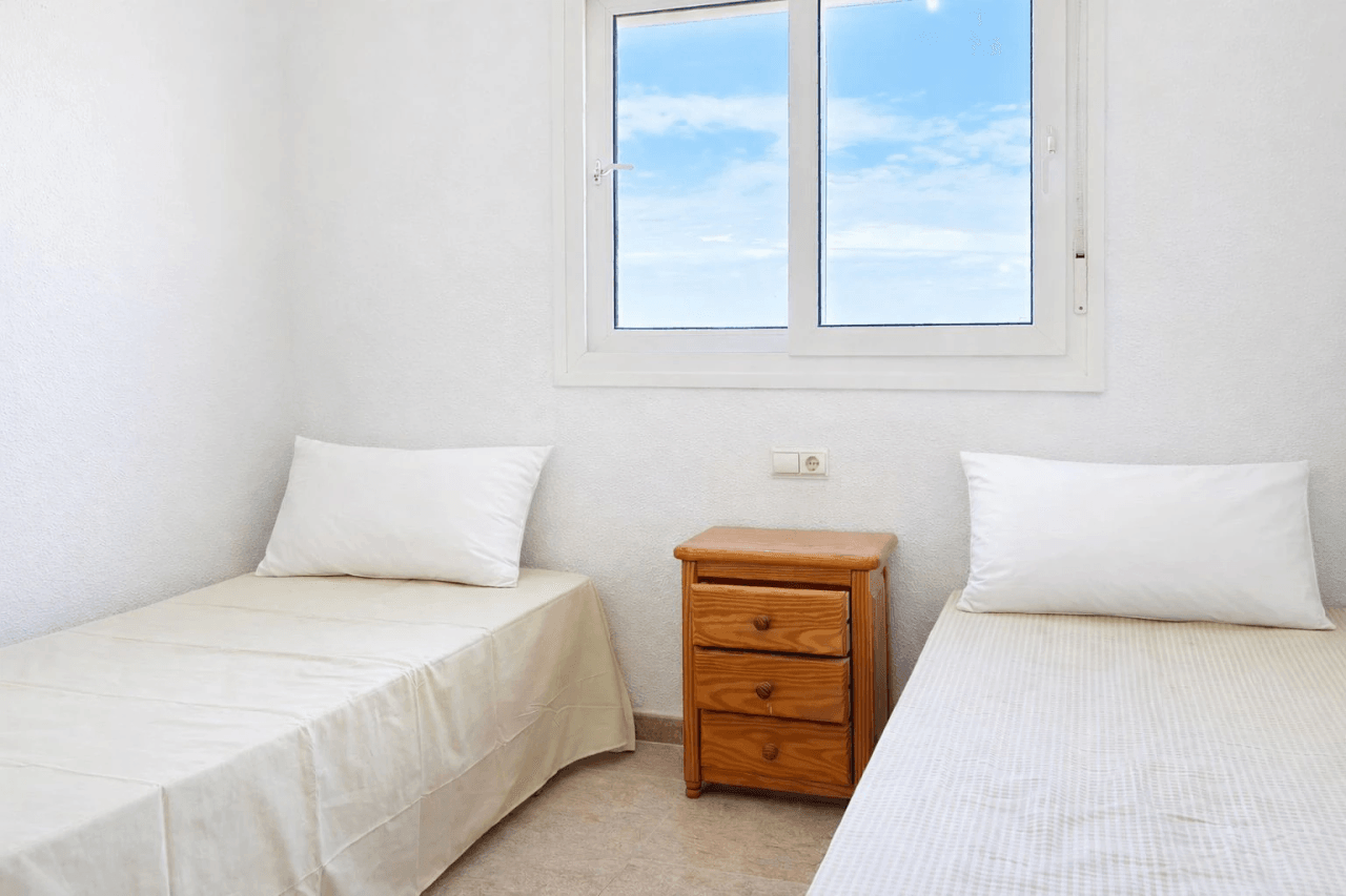 Apartamento en primera línea de Les Deveses