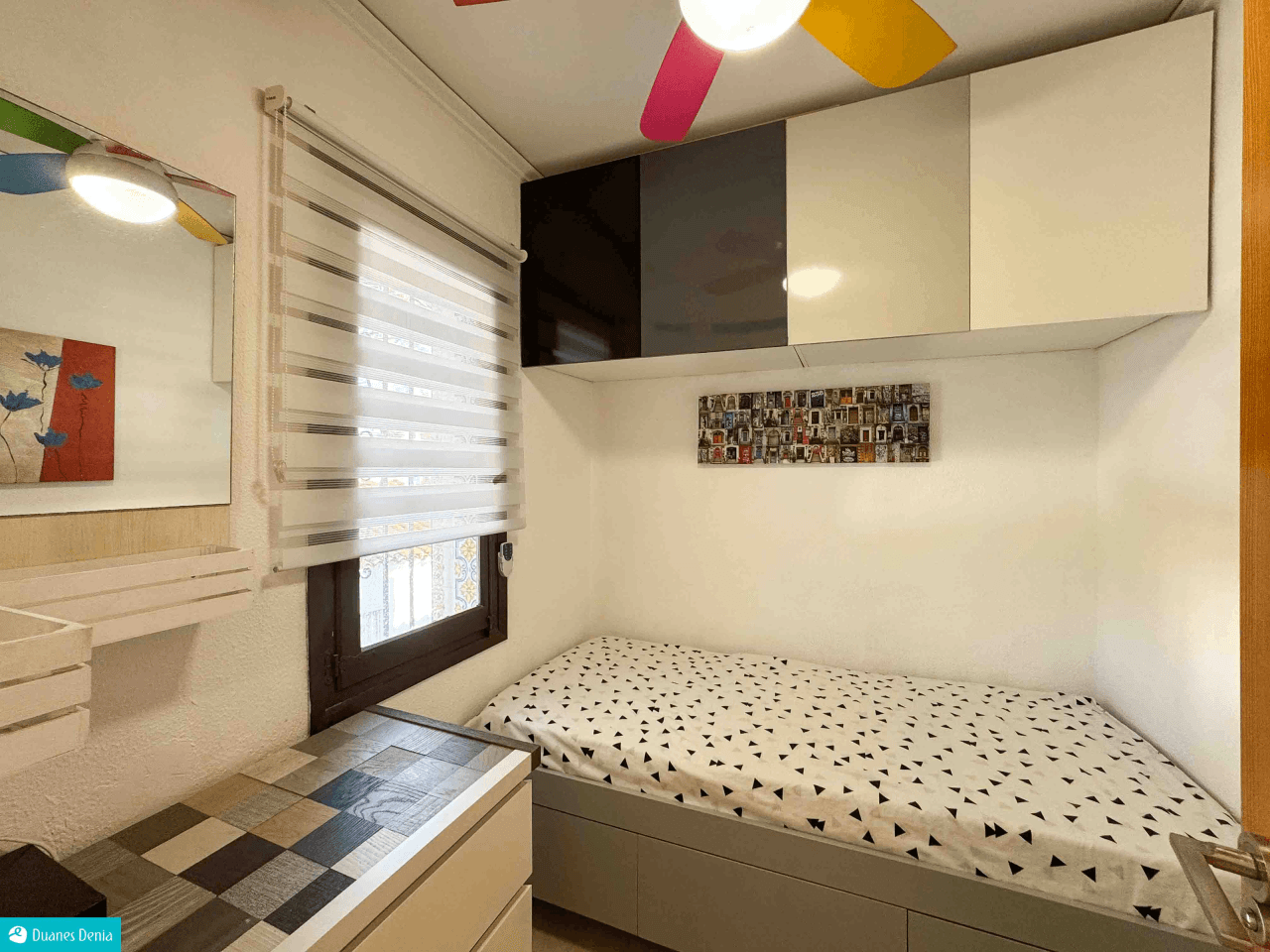 ADOSADO DUPLEX CON JARDÍN PRIVADO