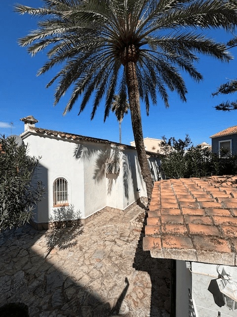 Chalet independiente cerca del mar