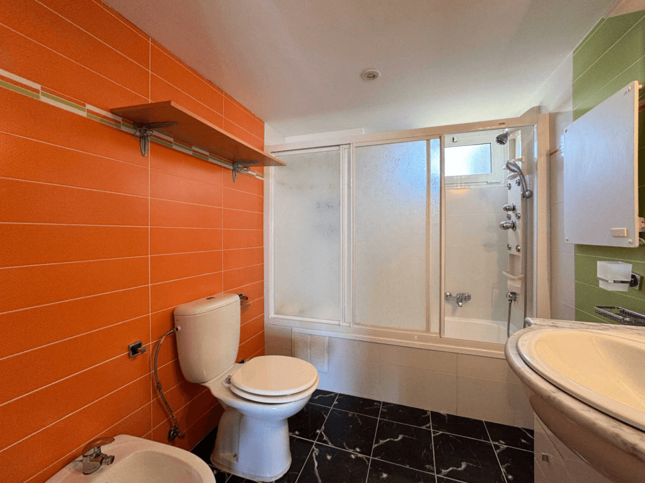APARTAMENTO FRENTE AL MAR
