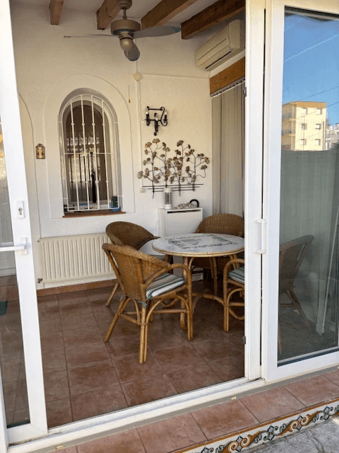 Chalet independiente cerca del mar