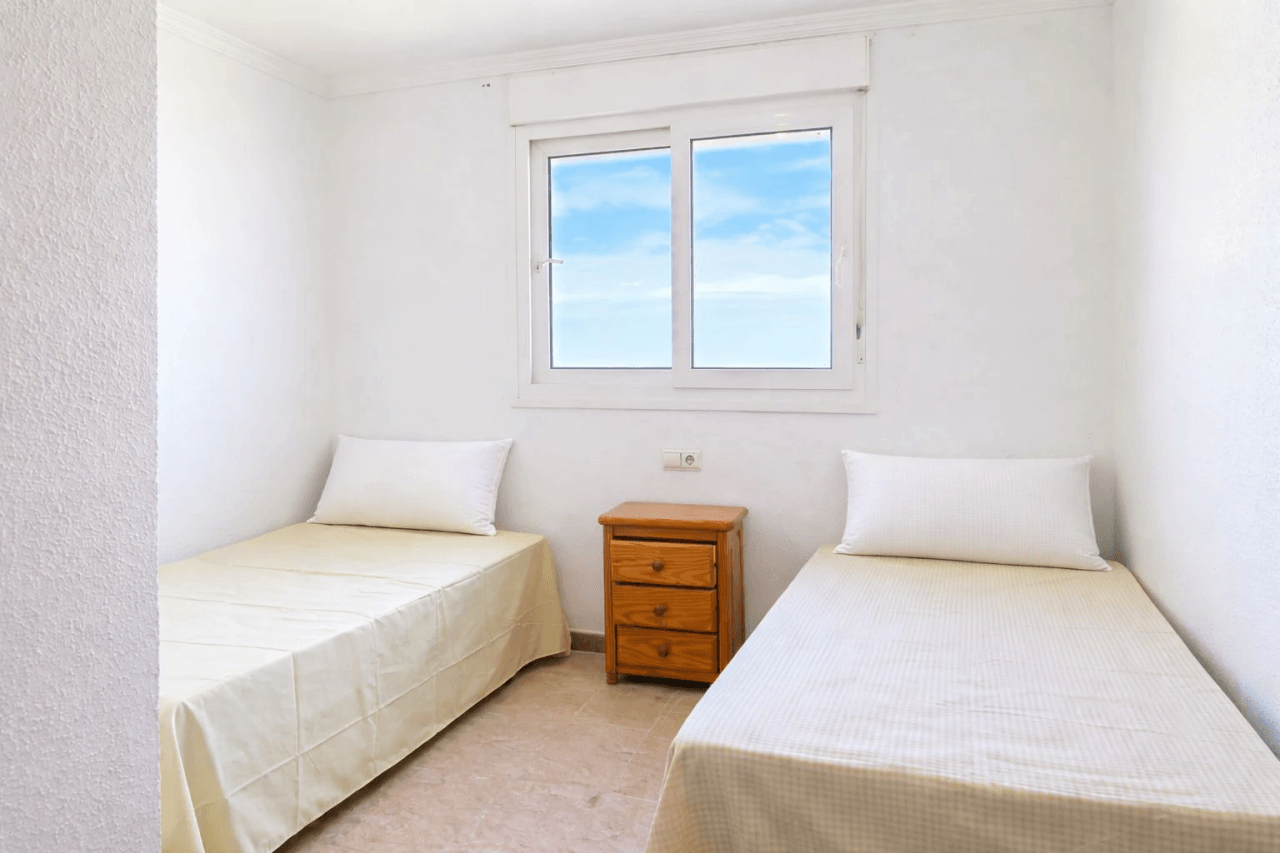 Apartamento en primera línea de Les Deveses
