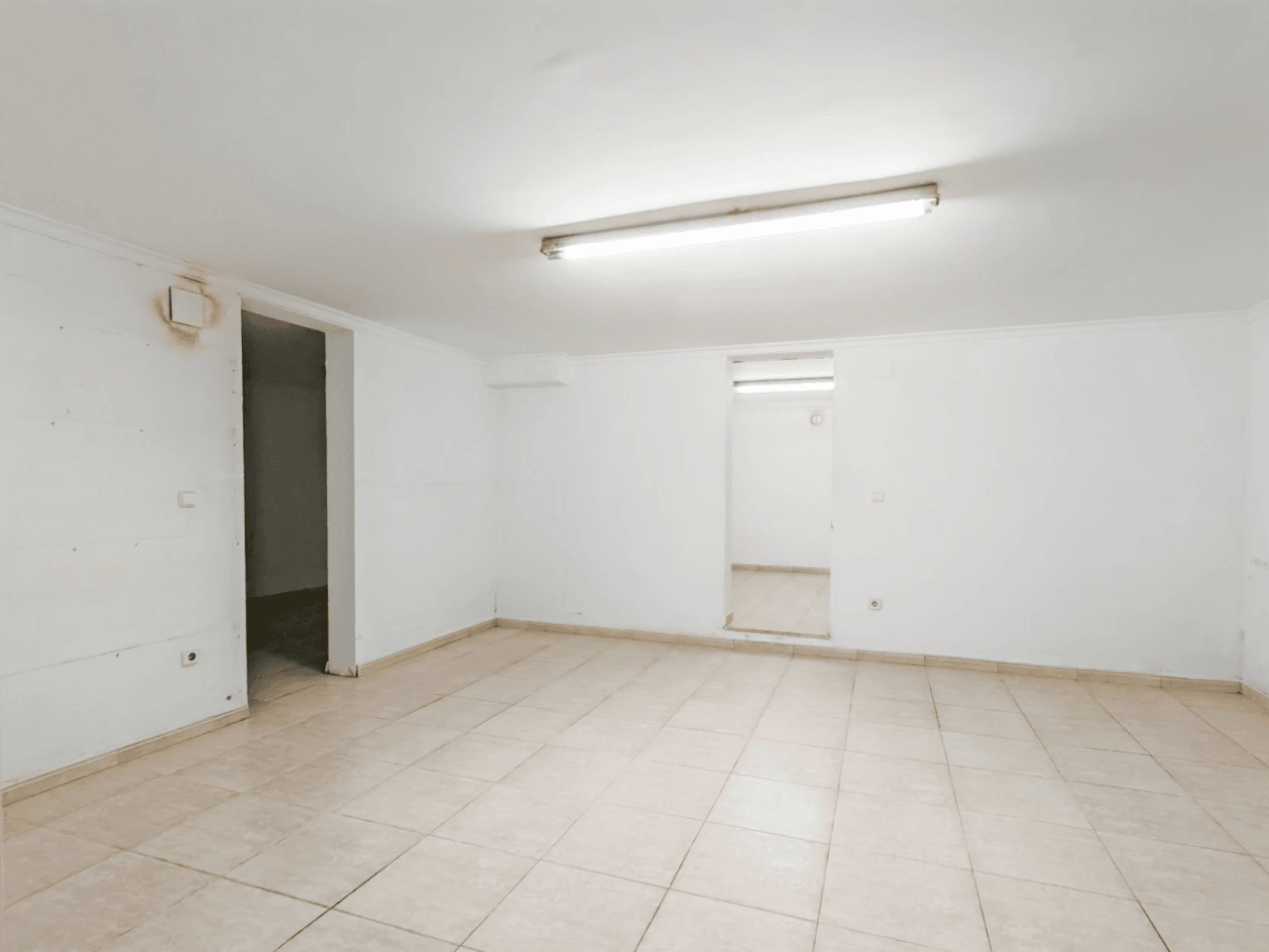 Gran chalet/villa en venta  muy   amplia  con piscina privada  en Denia