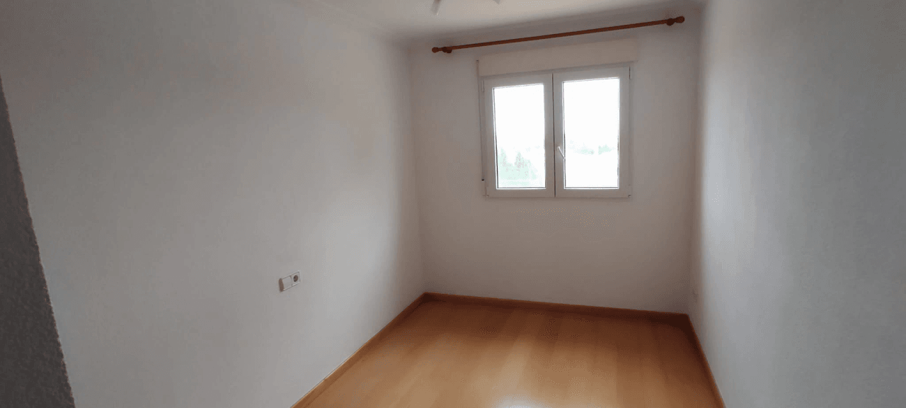Gran chalet/villa en venta  muy   amplia  con piscina privada  en Denia