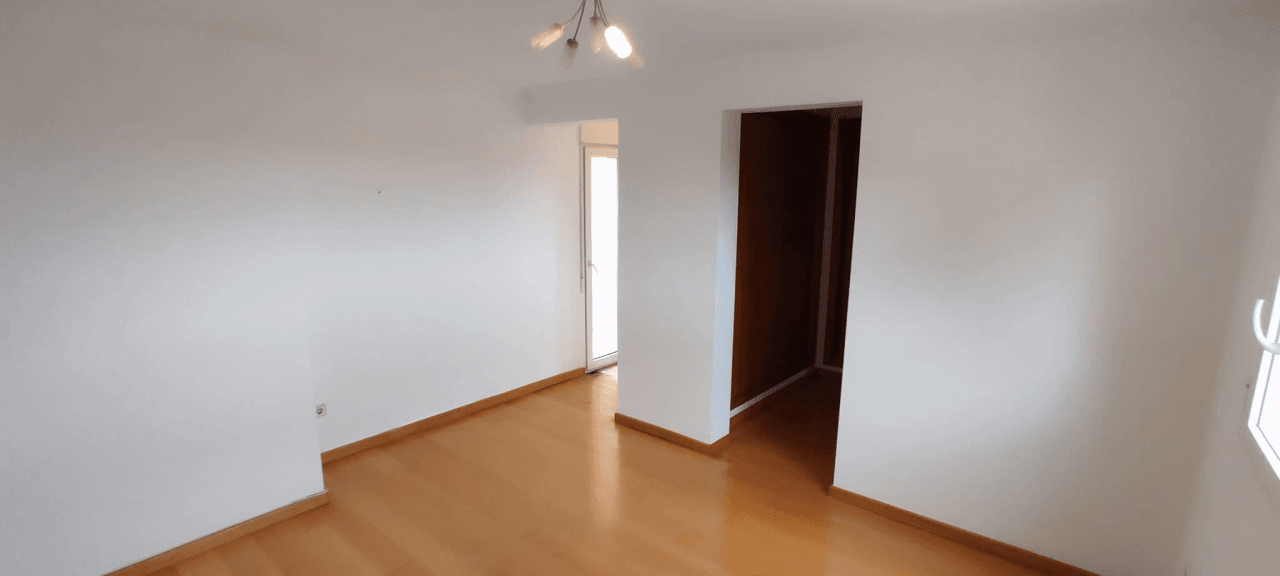 Gran chalet/villa en venta  muy   amplia  con piscina privada  en Denia