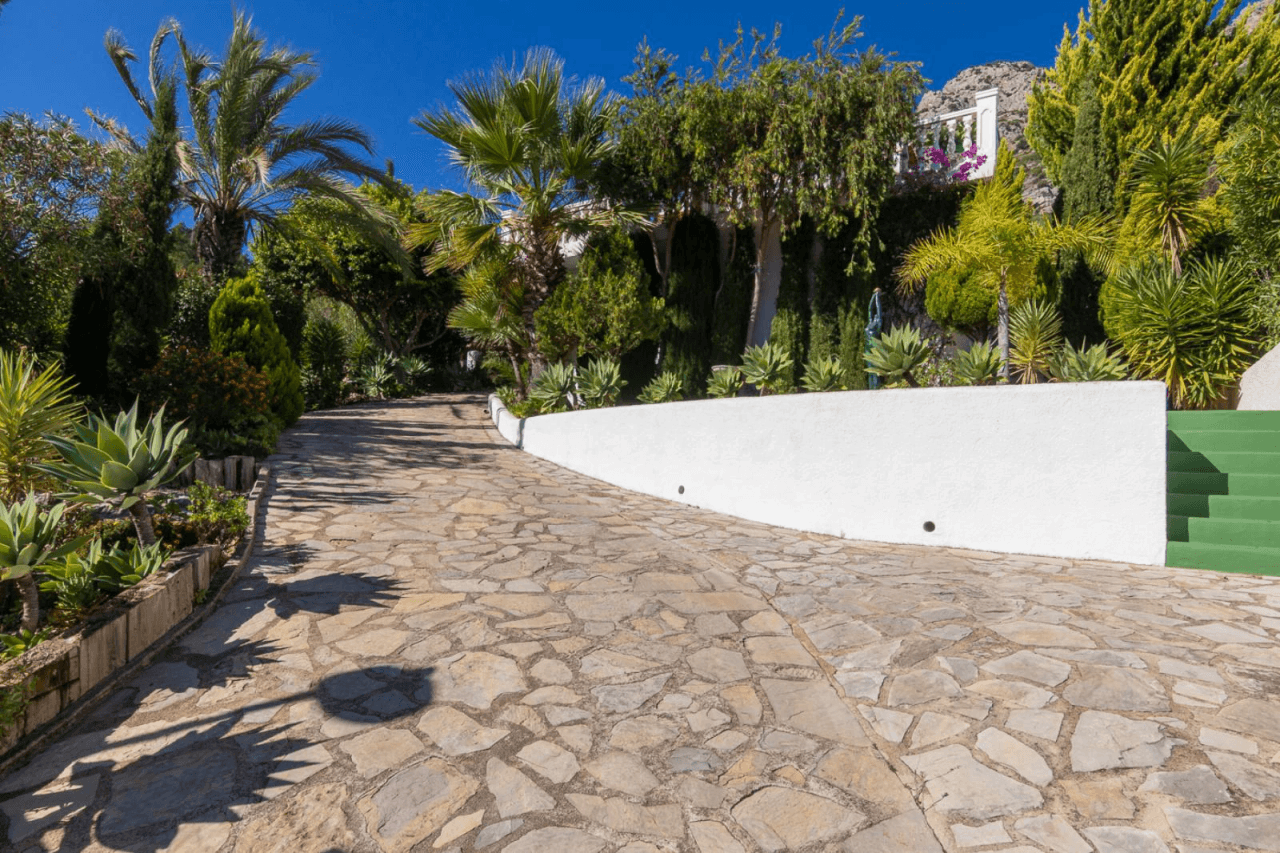Villa con piscina y vistas a la montaña - Benigembla