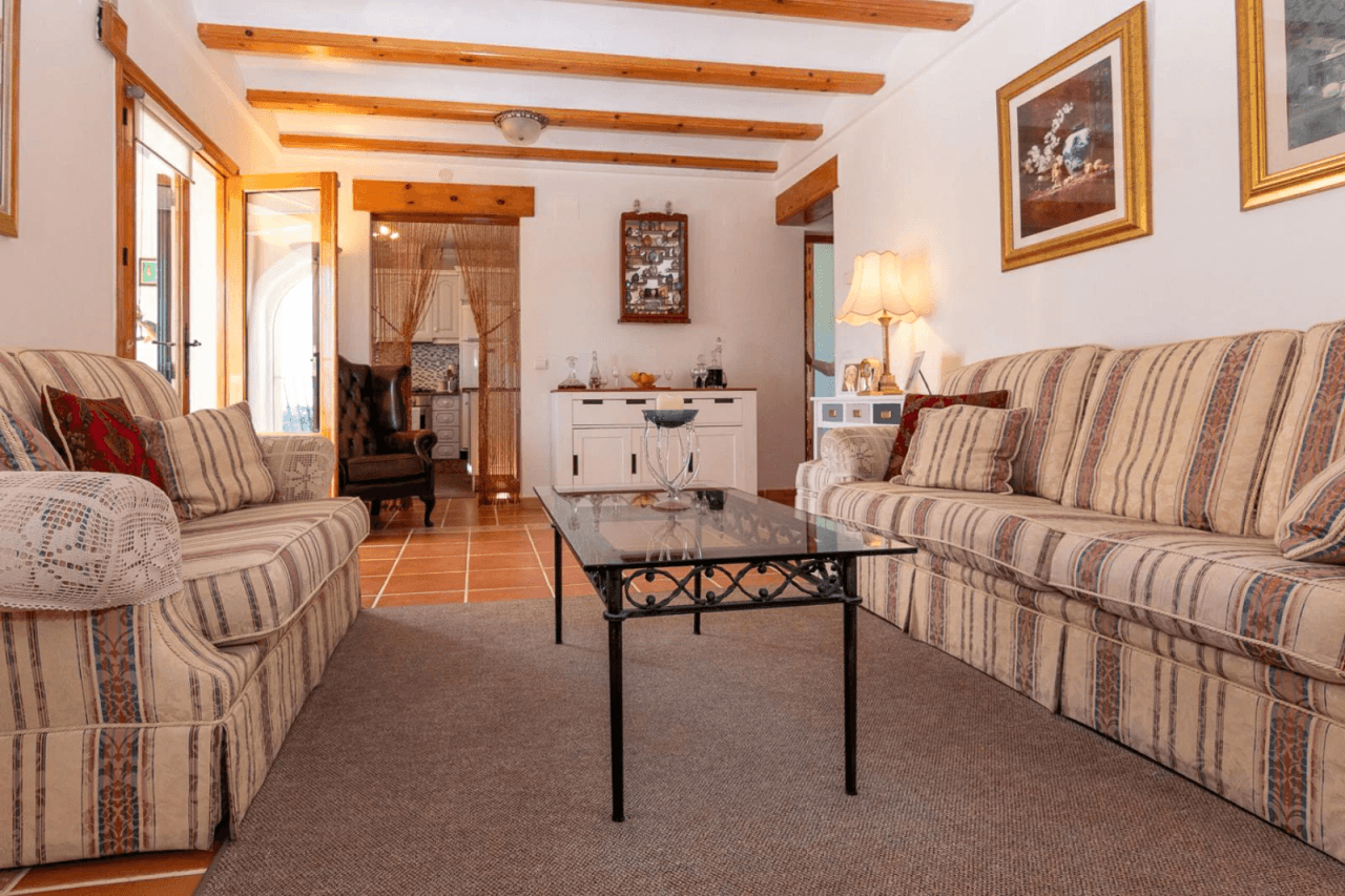 Villa con piscina y vistas a la montaña - Benigembla