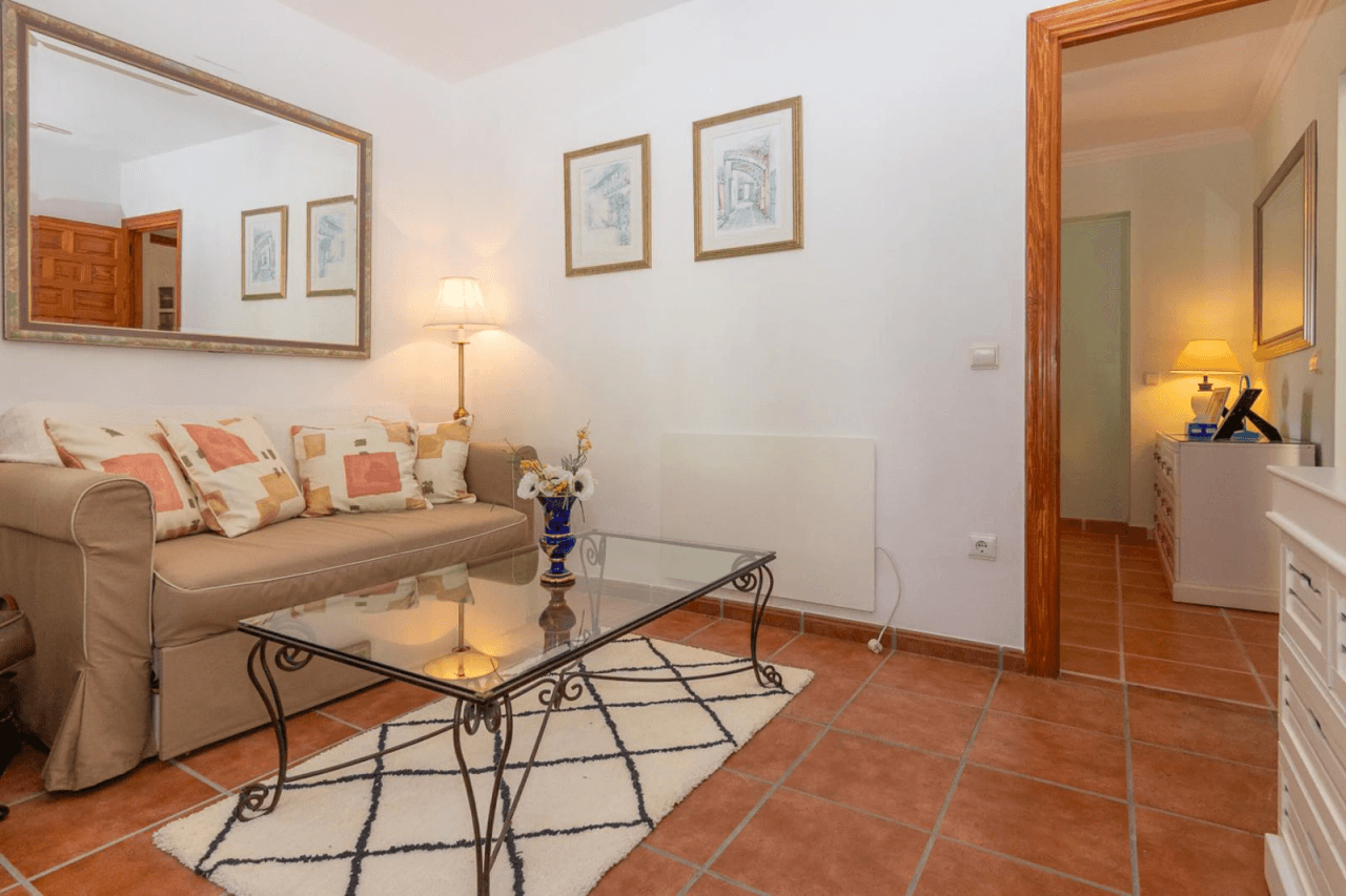 Villa con piscina y vistas a la montaña - Benigembla