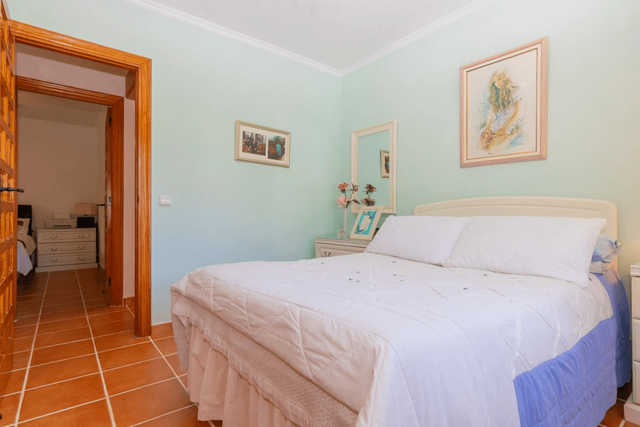 Villa con piscina y vistas a la montaña - Benigembla