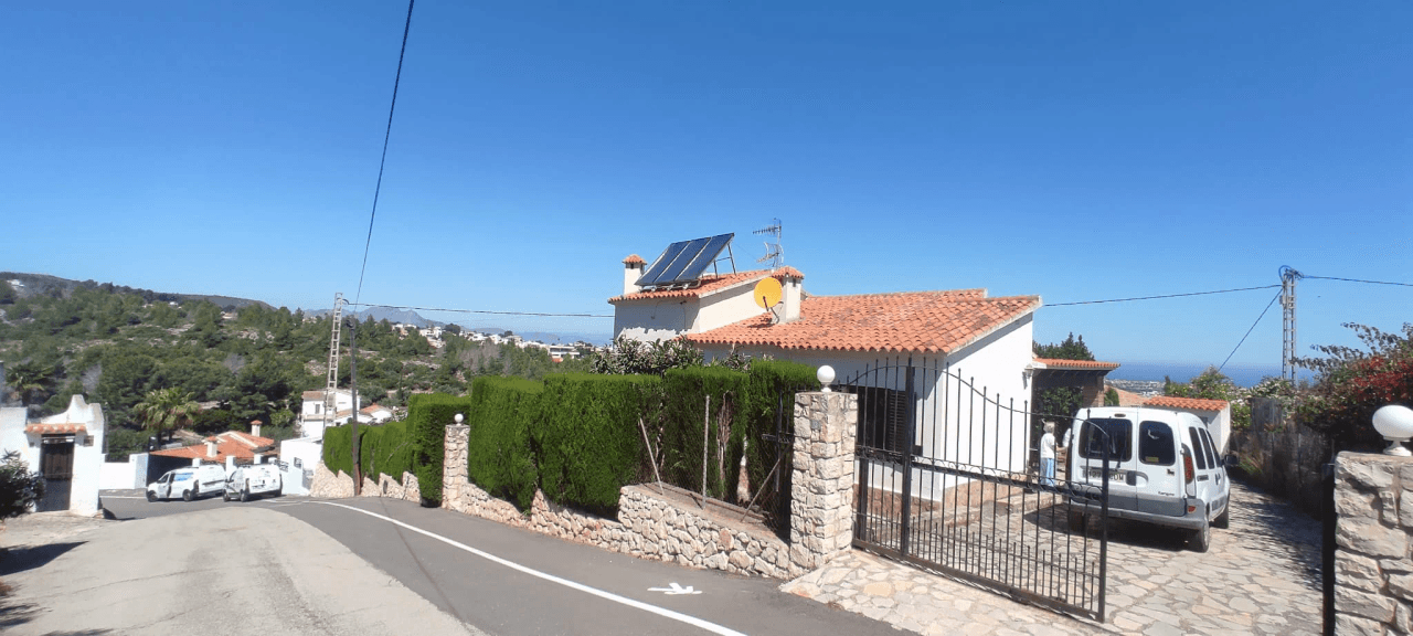 Chalet en venta de 3 dormitorios en Denia, Alicante
