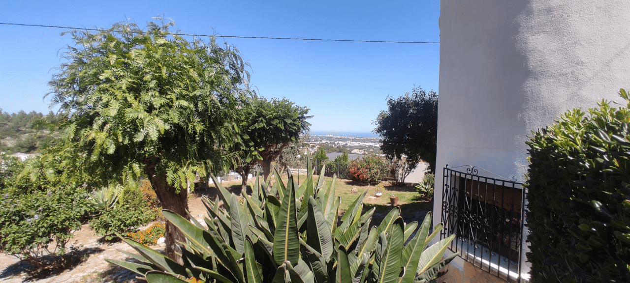 Chalet en venta de 3 dormitorios en Denia, Alicante